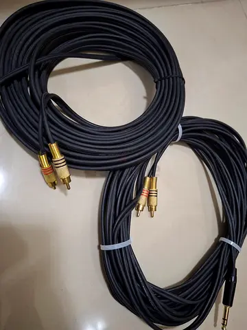 long professional studio-grade RCA audio cables