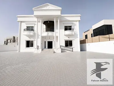Spacious 6BR Villa with Garden Area