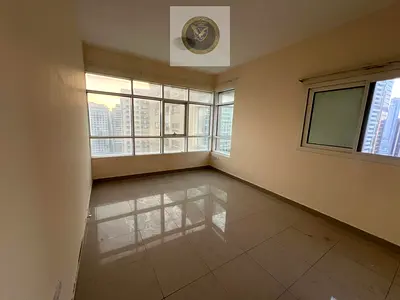 بلكون اطلاله مفتوحه /باركن خاص مجانا/ مساحات واسعه / تسهيلات بالسداد
