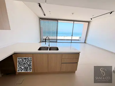 Full Sea View | 4th Floor | Ready to Move | Freehold