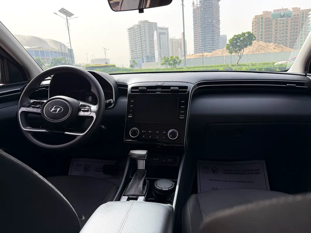 Hyundai Tucson 2023 — photo 1 of 11