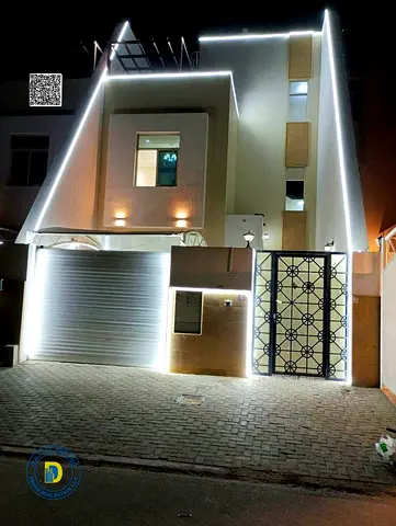 For sale: 3BR townhouse with roof, including electricity, water, and AC, in Al Zahiyah, bank financing ,freehold