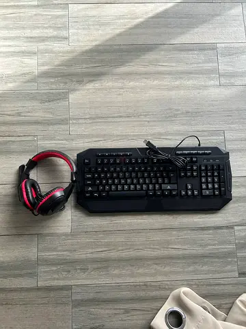 Wired Gaming Keyboard and Over‑Ear Gaming Headset - Used