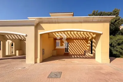 Huge Plot Villa | Incredible Renovation Potential | Vacant Now
