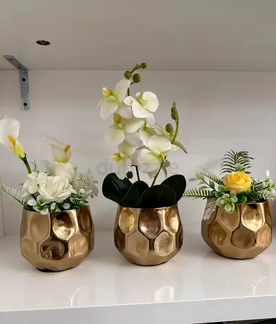 house decor flowers