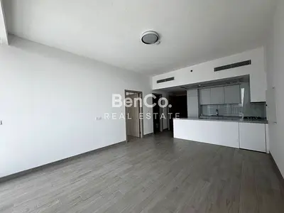 Sunlight Community View | Vacant | Spacious