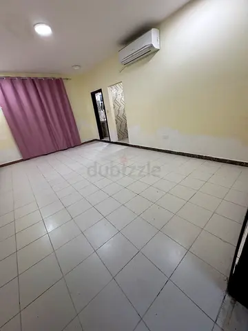 Studio Room Executive batchlor MBZ zone 7 Mussafah