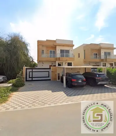 5 BEDROOMS VILLA AVAILABLE FOR RENT
