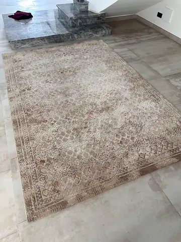 beige carpet