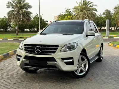 2013 Mercedes-Benz ML 350 AMG 4MATIC panoramic GCC Specs