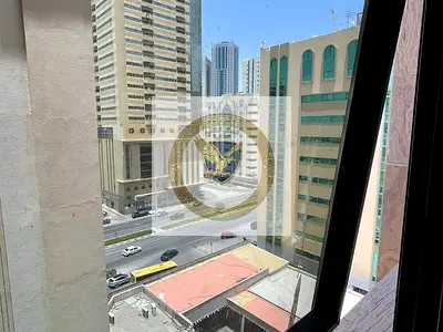 شقة للإيجار السنوي في الخان باركن مجاني ثاني ساكن مساحات واسعه اطلاله مفتوحه صيانه مجانيه تكييف مركزي موقع مميز قريب لجميع الخدمات