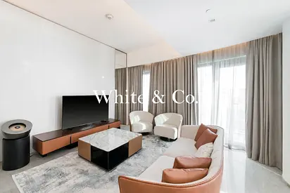 Corner unit | Burj and Water View |Address