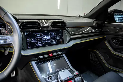2025 Lamborghini URUS 缩略图 9