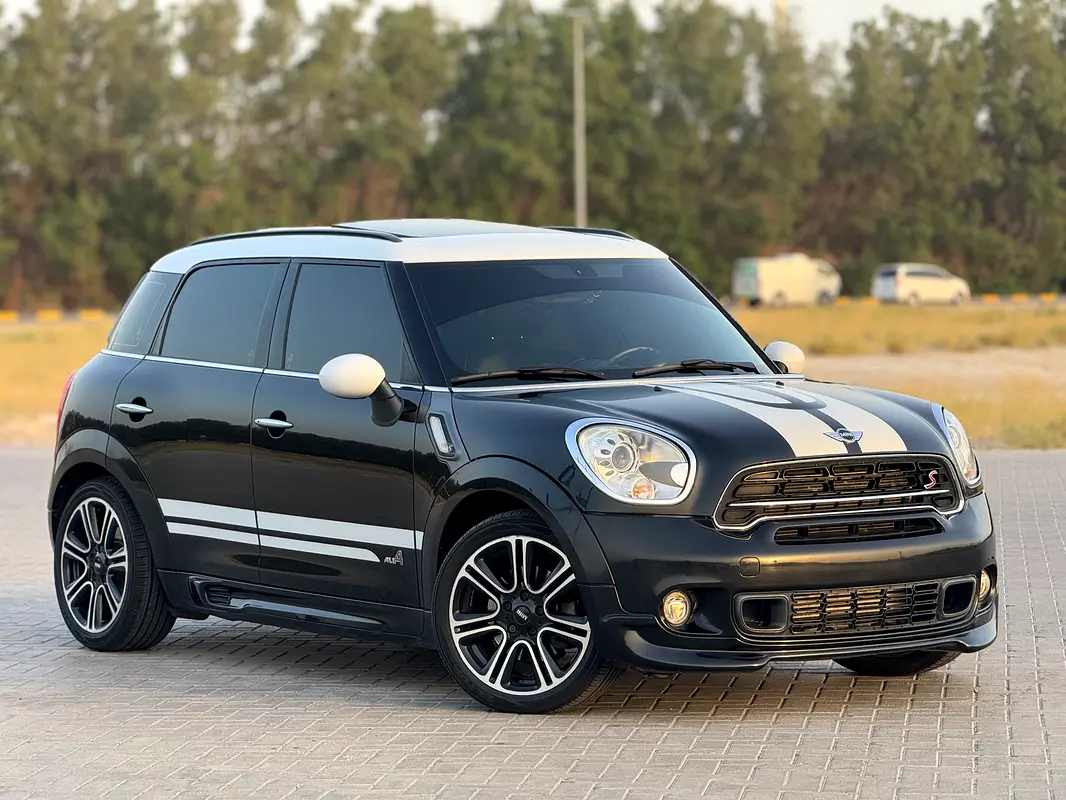 MINI Countryman 2015 — photo 1 of 18