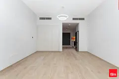 Brand New, Spacious Studio in the Heart of Dubai