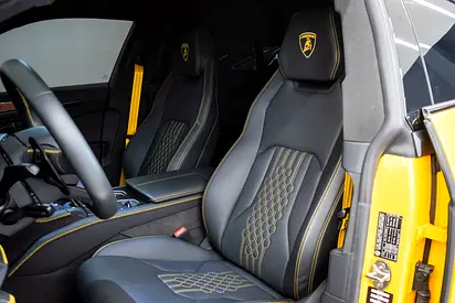 2025 Lamborghini URUS 缩略图 11