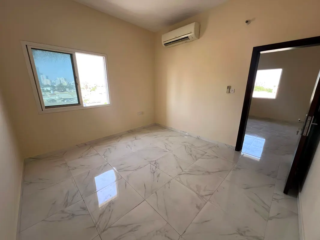 ب اقل الاسعار موقع ممتاز جدا ومناسب للجميع مع صيانه فري ع المالك تشطيبات ممتازه جدا