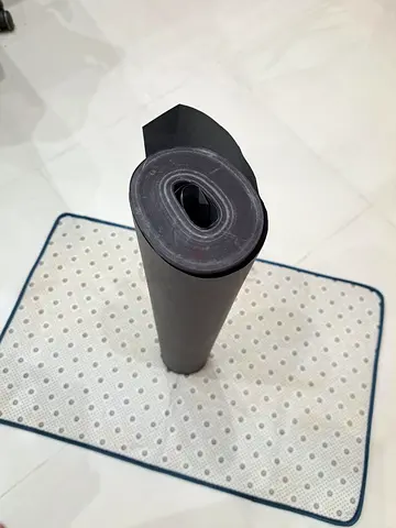 Art- Black  White- New Chart paper