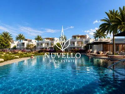 Large Plot | Prime location | Lagoon