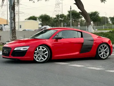 Audi R8 V8 FSI 2015 GCC Specs - Pristine Condition Full Service History in perfect condition