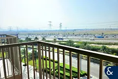 1 bedroom apartment | Unfurnished | Modern
