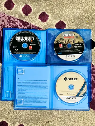 Bundle: Call of Duty (PS4 (Black ops 3) /PS5 (Vanguard) + FIFA 23 (PS5).