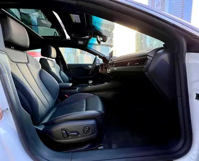 صورة مصغرة 7 لـ 2021 AUDI A5