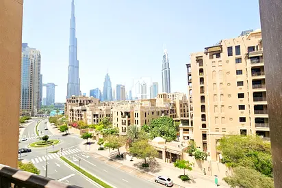 Burj Khalifa View | Vacant Now | Bright Apartment
