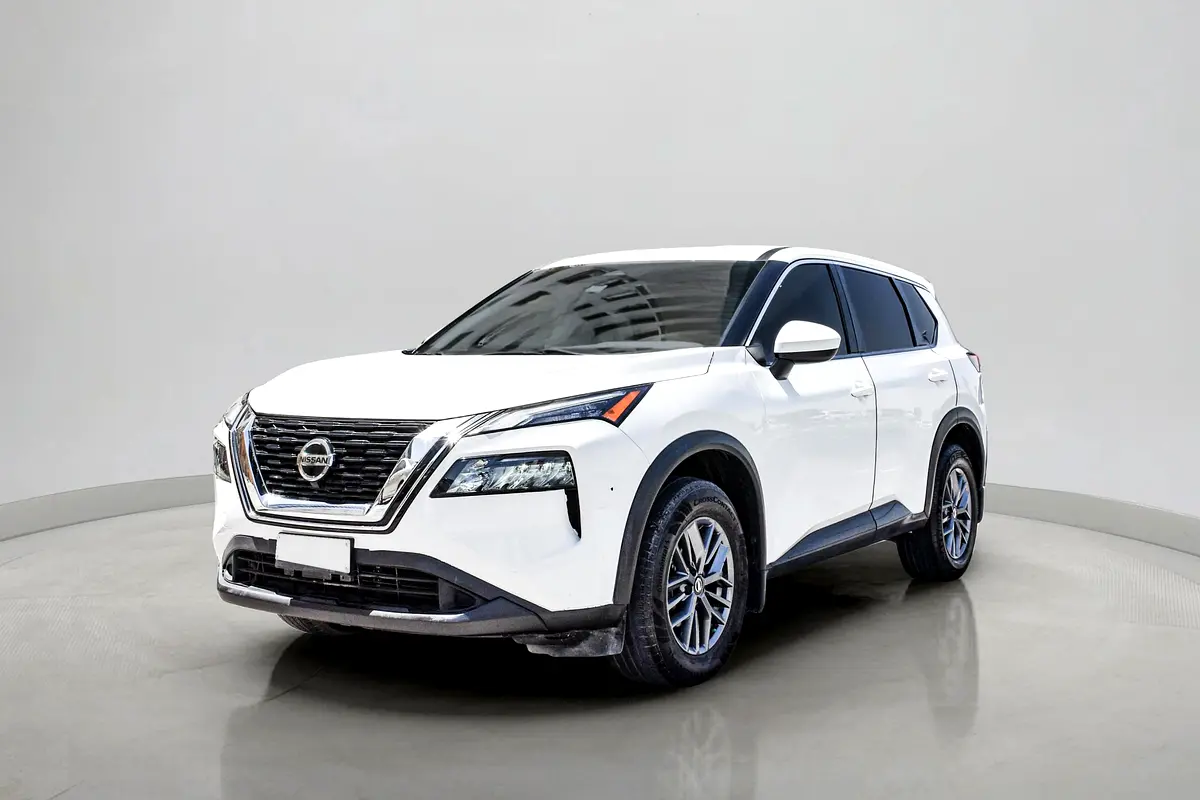 Nissan Rogue 2021 — photo 1 of 17