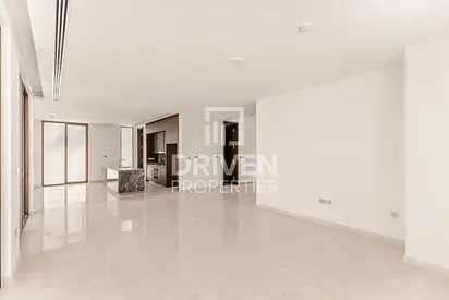 Landscaped | Corner Unit | Park Facing Villa