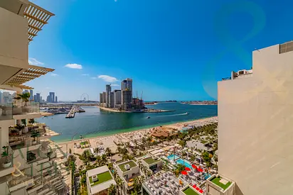 Luxury 2BR with Full Sea View | Vacant Apartment