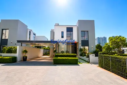 Ready to move in | Corner Unit | 5 Bedroom Villa