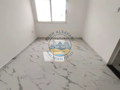 Like a Brand New studio fully family building on the road building