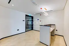 High Floor | Ready to Move In | Fitted