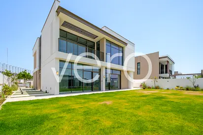 Spacious | Landscaped | Corner Unit
