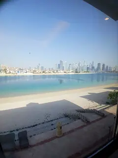 Luxury 5-Bedroom Villa with Stunning Sea View for Rent in Palm Jumeirah
