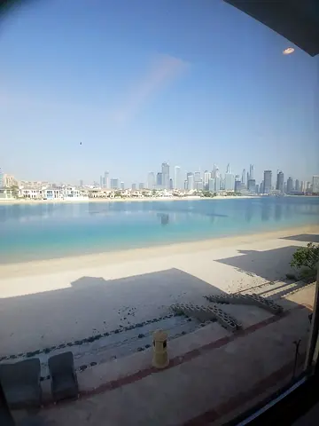 Luxury 5-Bedroom Villa with Stunning Sea View for Rent in Palm Jumeirah