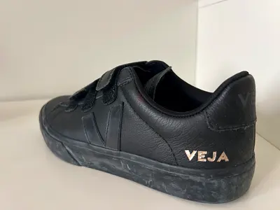Veja shoes for sale