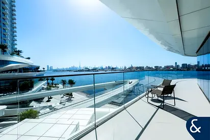 Unique Layout | 2 Beds | Maids | Burj View