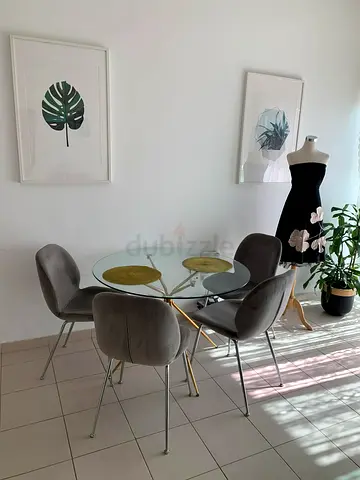 Dining set: glass table and 4 velour chairs