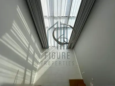Sophisticated High-Floor Apt | Burj Khalifa View