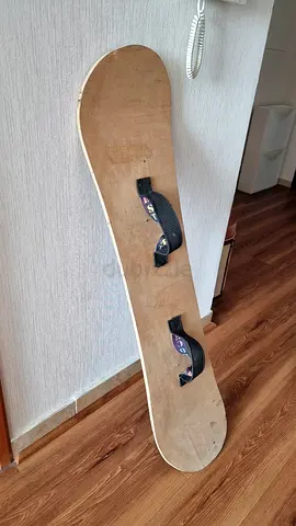 Wooden Sandboard with Foot Straps