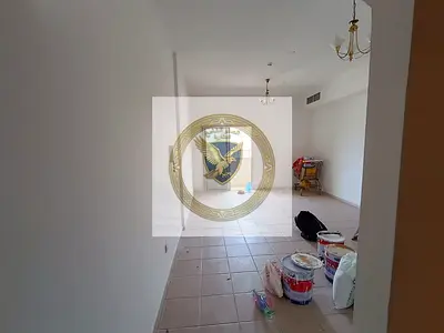 جيم ومسبح مجاني بلكون واطلاله مفتوحه موقع مميز وحيوي قريب من كل الخدمات مثل المقاهي والمتاجر والمولات وقريب من من مخرج دبي