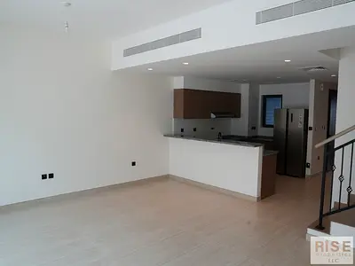 Luxury 5BR Townhouse| Spacious Layout | Near the gate in front of the lagoons & pool