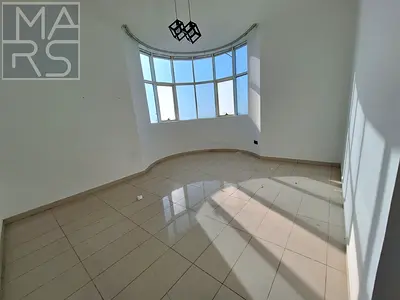 *شقة واسعة بغرفة نوم واحدة للإيجار في المجاز 3 -