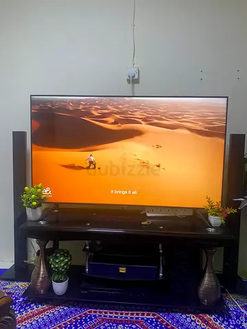 New Samsung UHD ultra tv 55” with stand music sound system