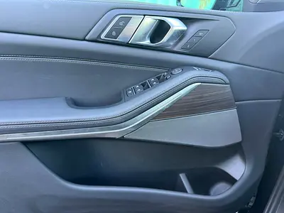 2026 BMW X5 thumbnail 17
