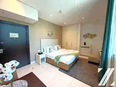 Furnished Studio I Modern | Next to Canal