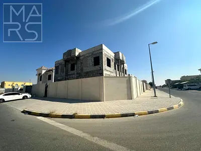Corner 5bhk l basement+ lift l bigger Bedrooms
