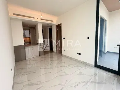 Affordable Luxury I High Floor I 1BR Plus Laundry